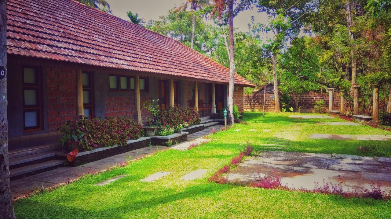 Punnamada 4*